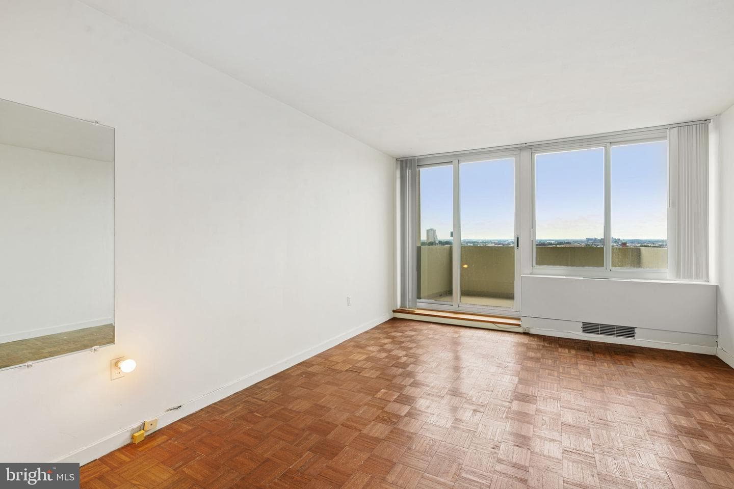604 S Washington Square #1111 photo 9