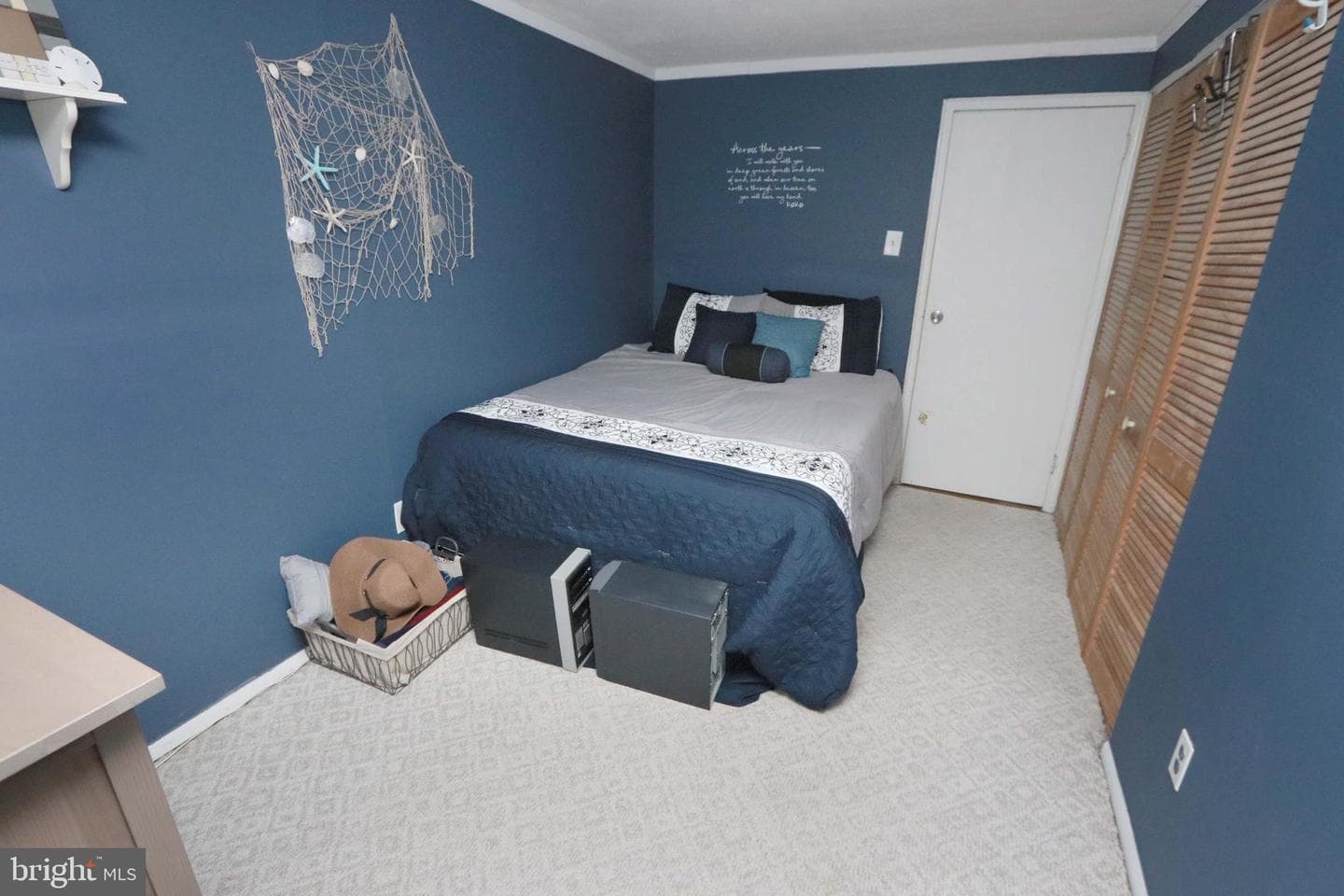 3647 W Crown Avenue photo 30