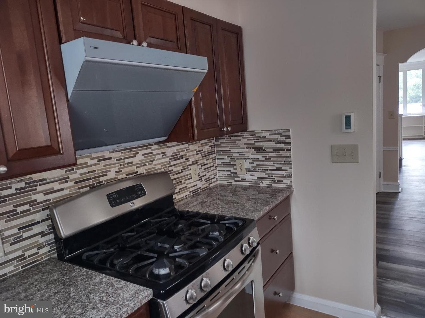218 Hartel Avenue photo 25