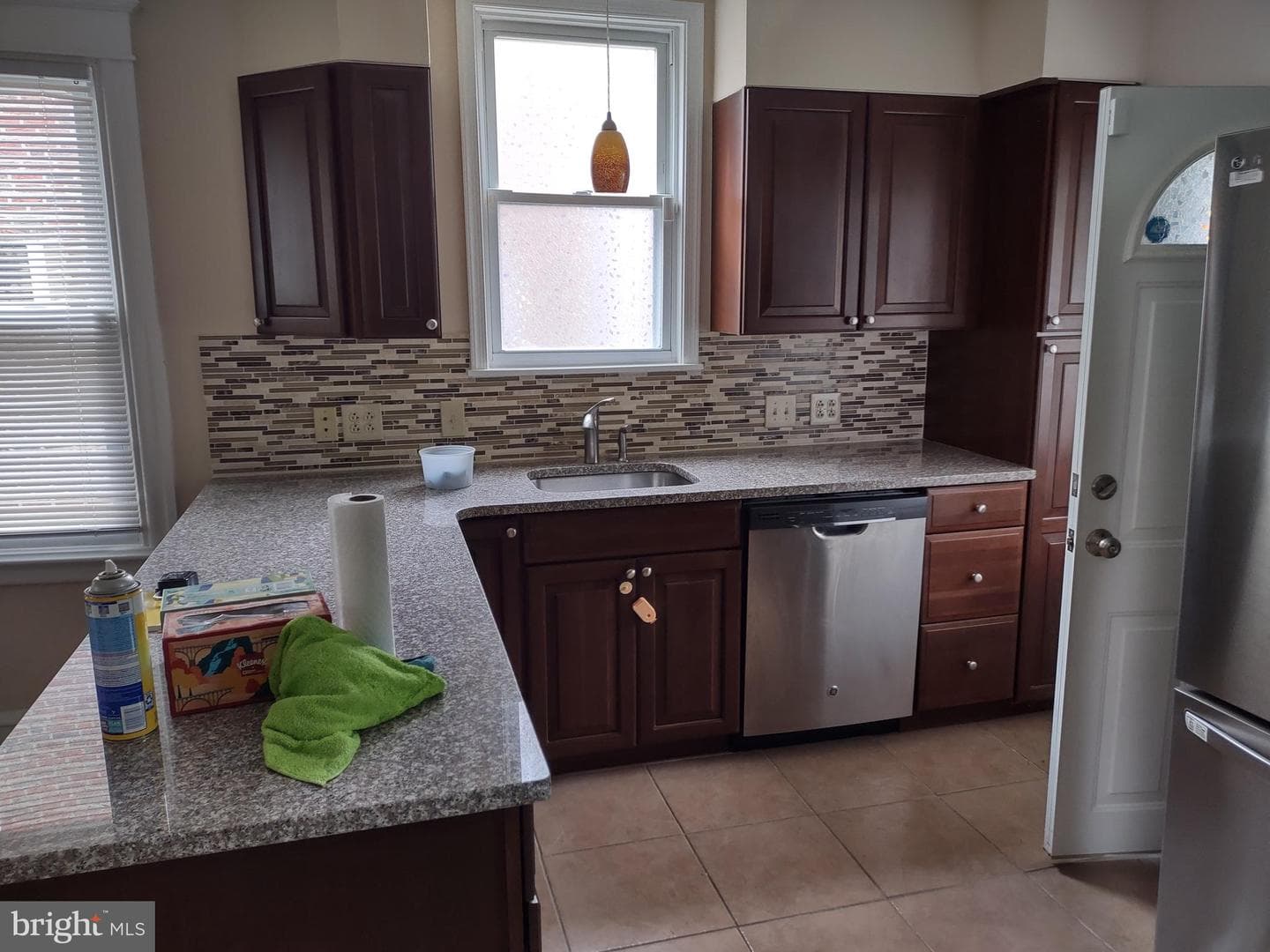 218 Hartel Avenue photo 27
