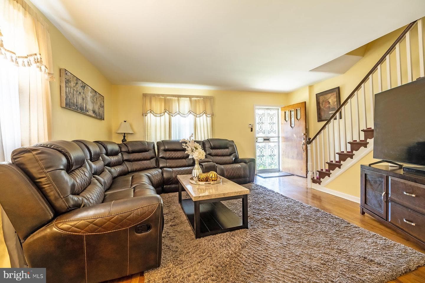 1103 Fanshawe Street photo 10