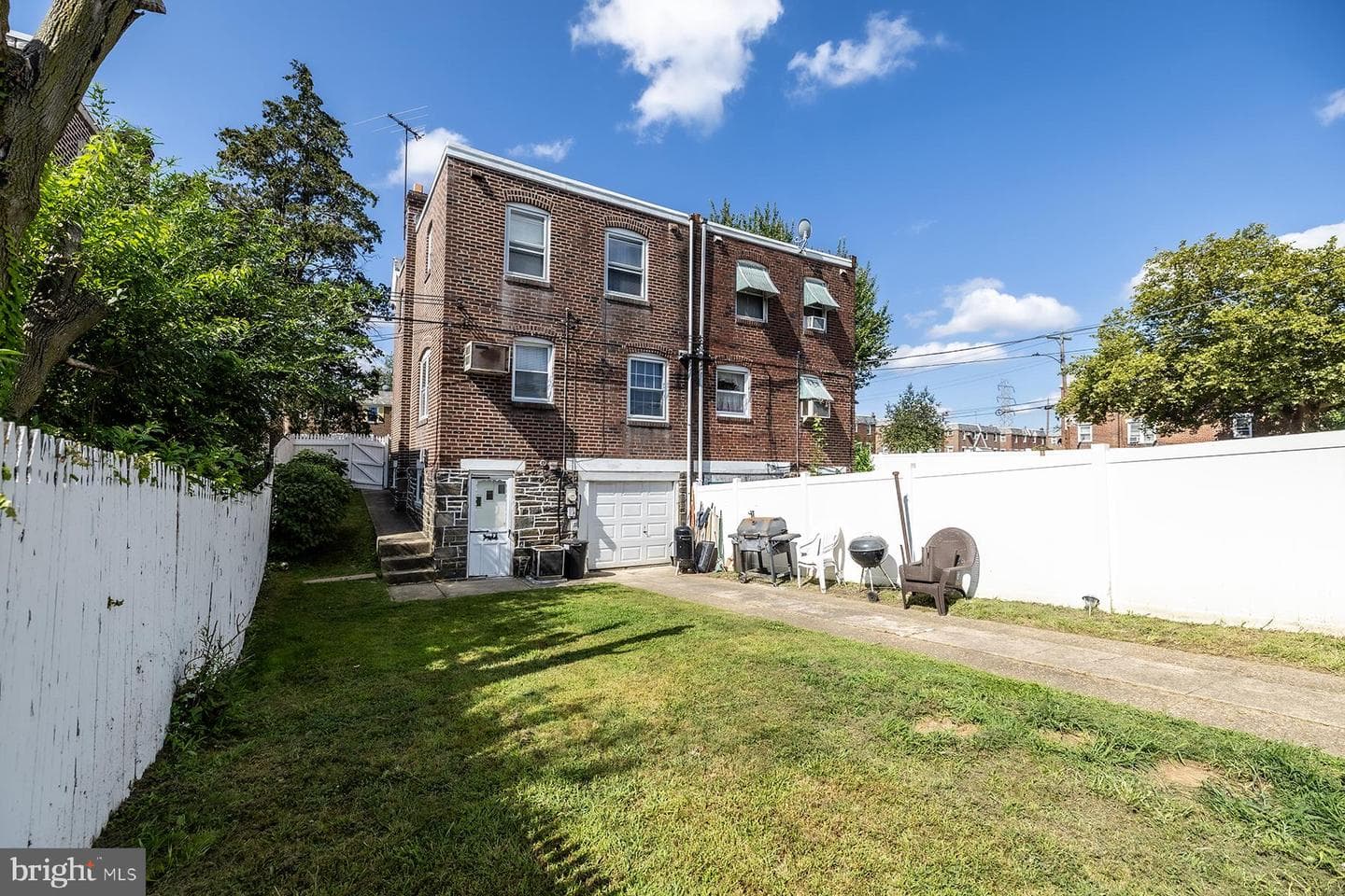 1103 Fanshawe Street photo 8