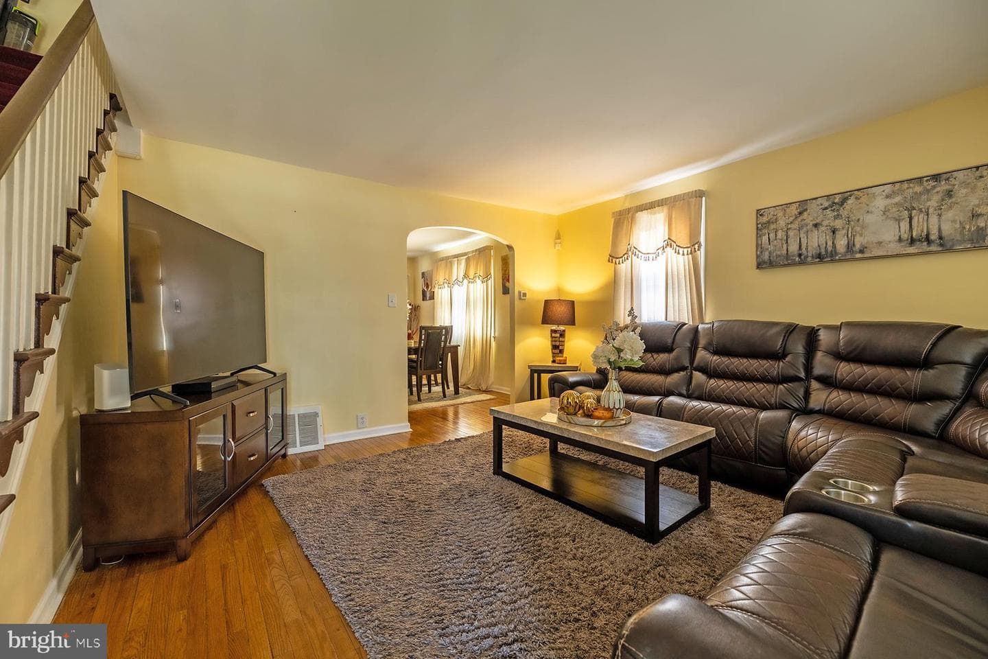 1103 Fanshawe Street photo 9