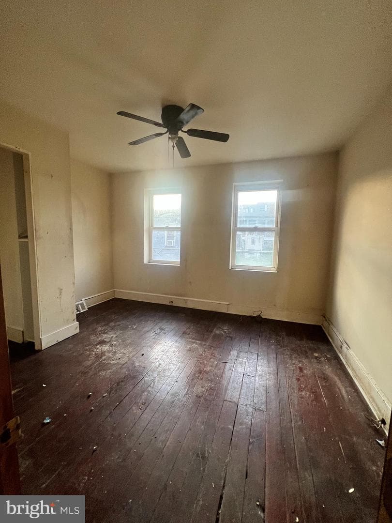 2765 Helen Street photo 5