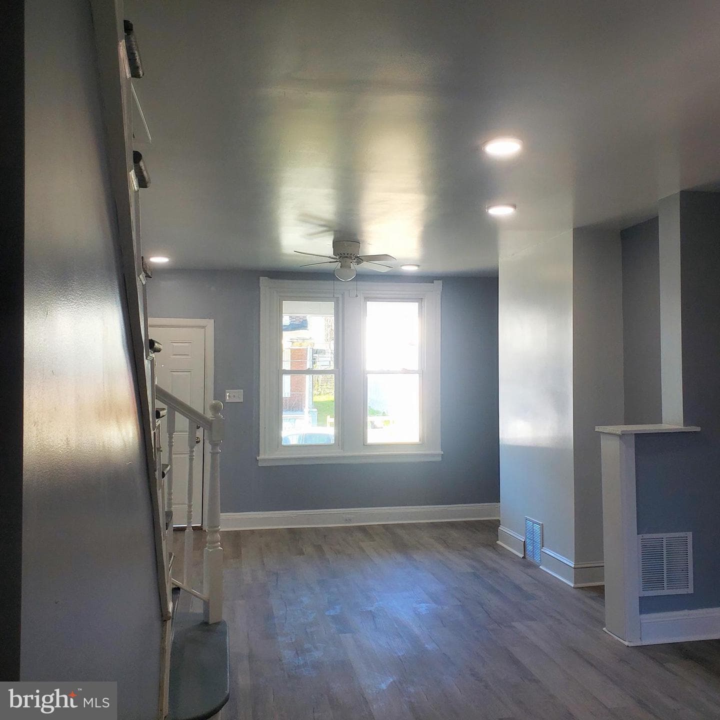 1535 N Frazier Street photo 3