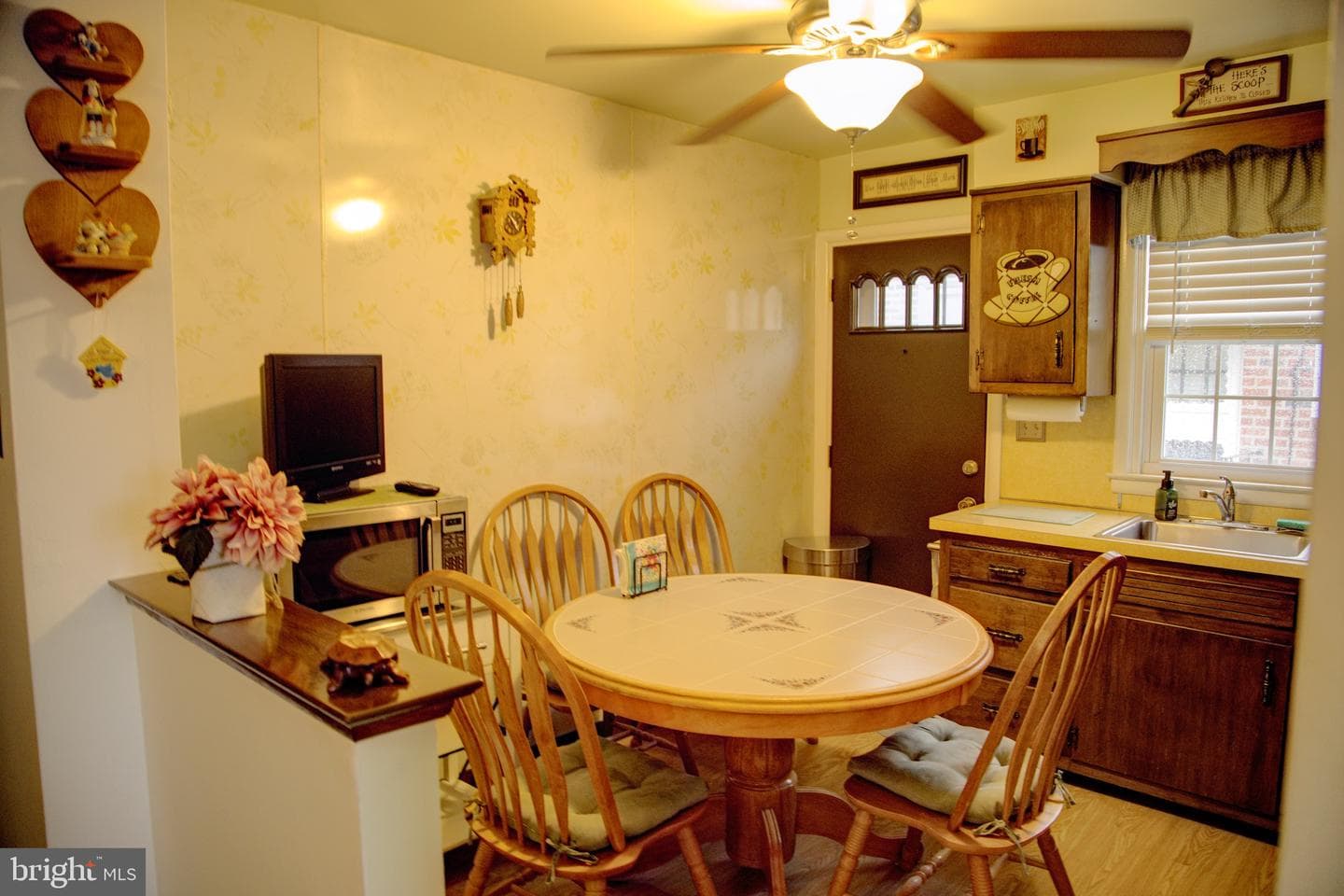 1244 Napfle Avenue photo 10
