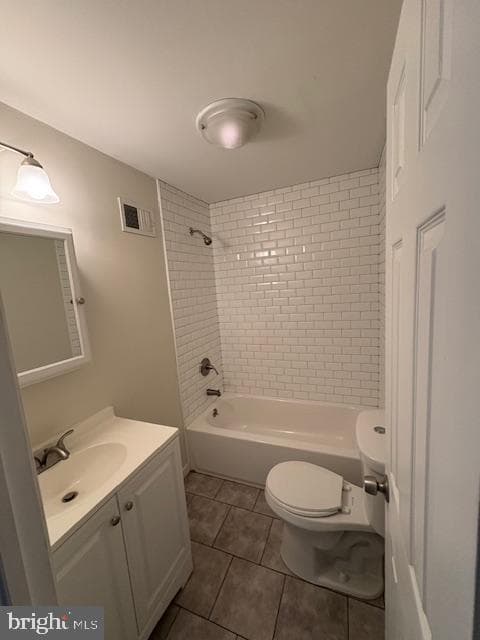 532 Dudley Street photo 9