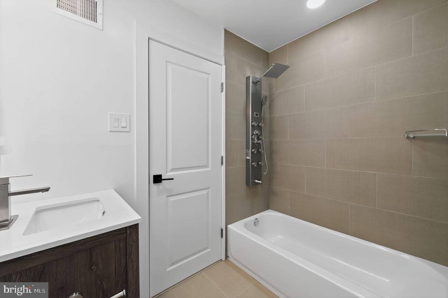 8834 Brocklehurst Street photo 15