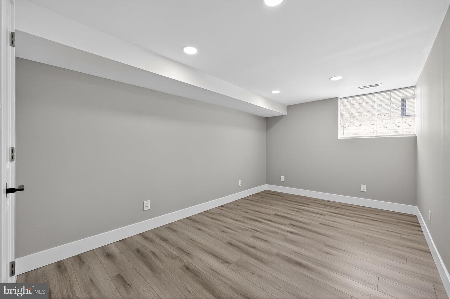 8834 Brocklehurst Street photo 26