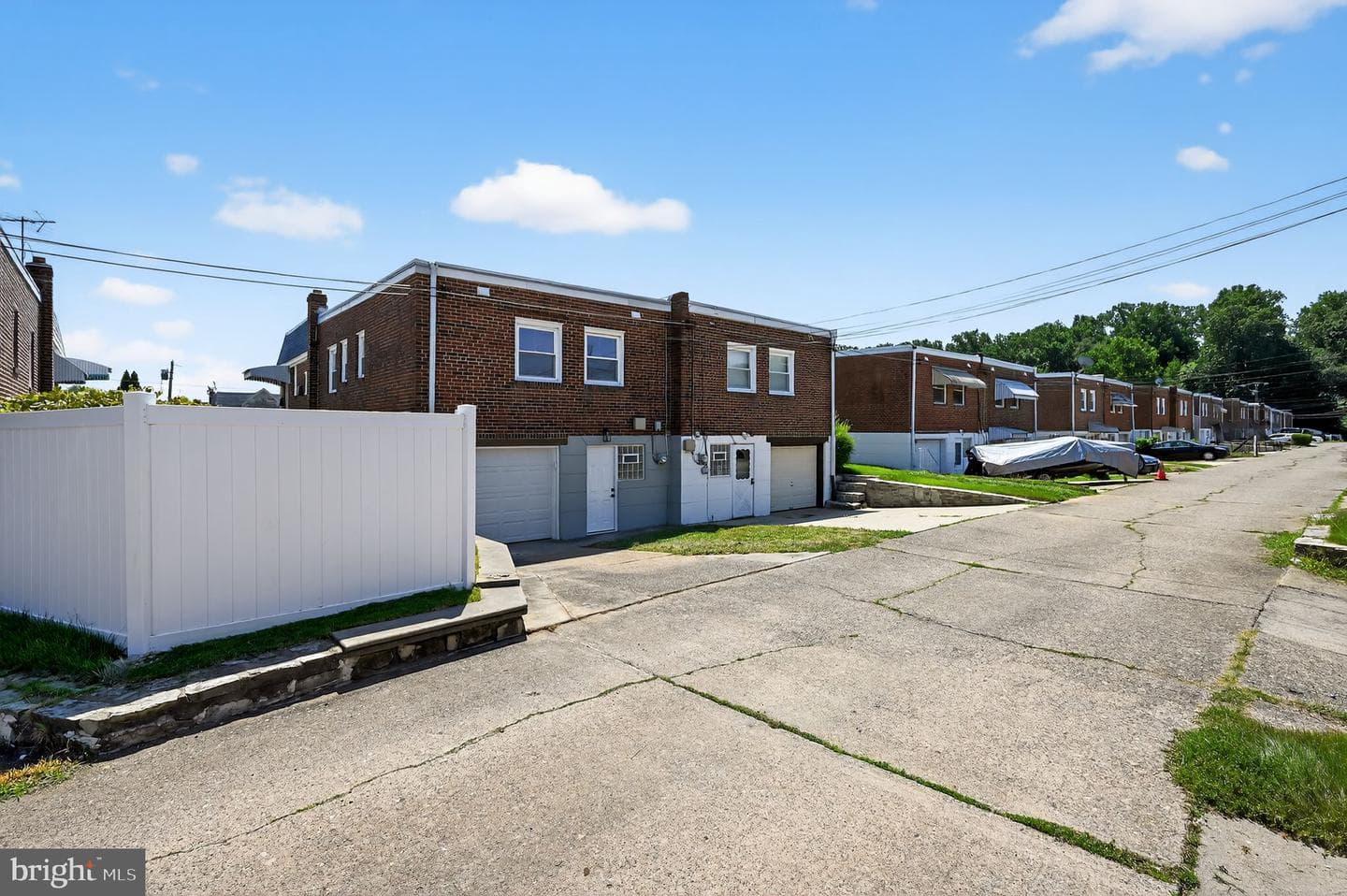 8834 Brocklehurst Street photo 33