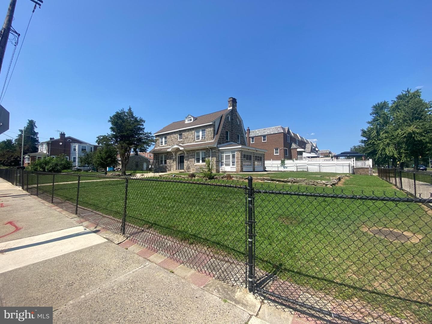 2249 Knorr Street photo 11