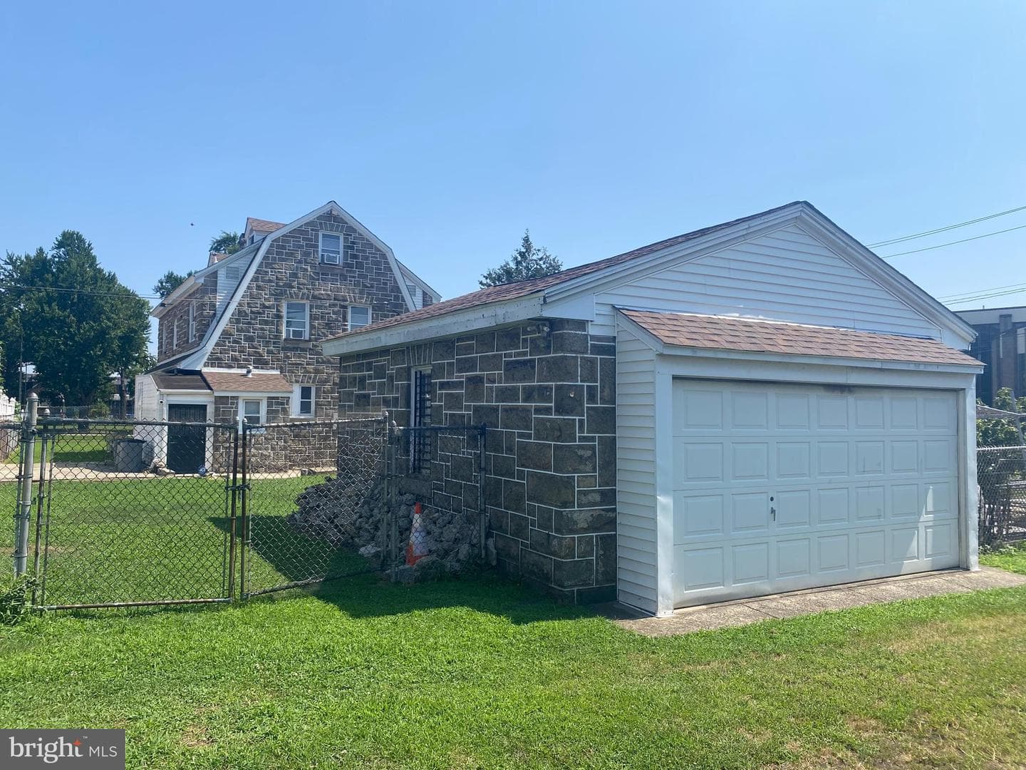 2249 Knorr Street photo 15