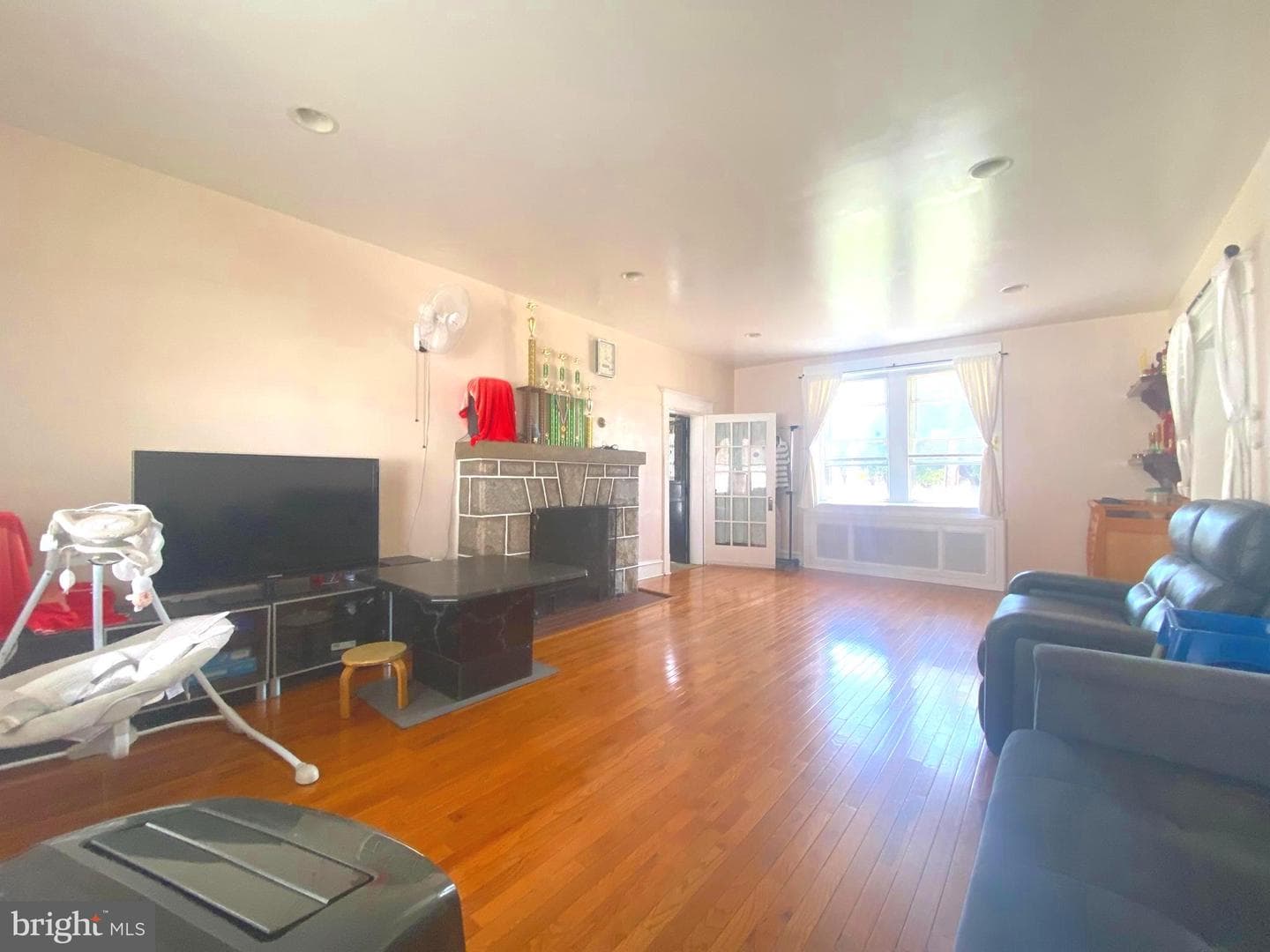 2249 Knorr Street photo 18