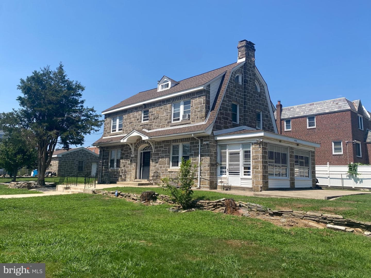 2249 Knorr Street photo 4
