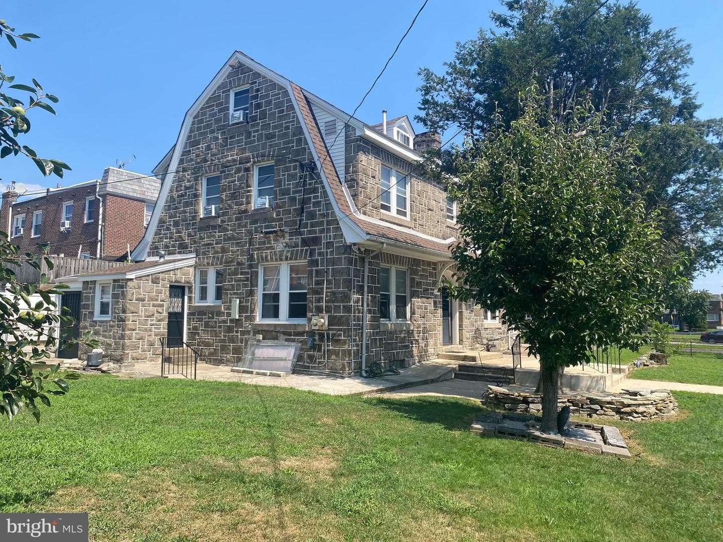 2249 Knorr Street photo 8