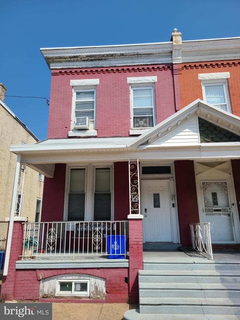 5907 W Girard Avenue photo 2