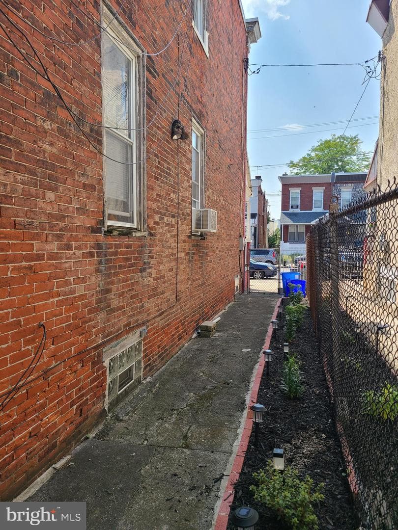 5907 W Girard Avenue photo 4