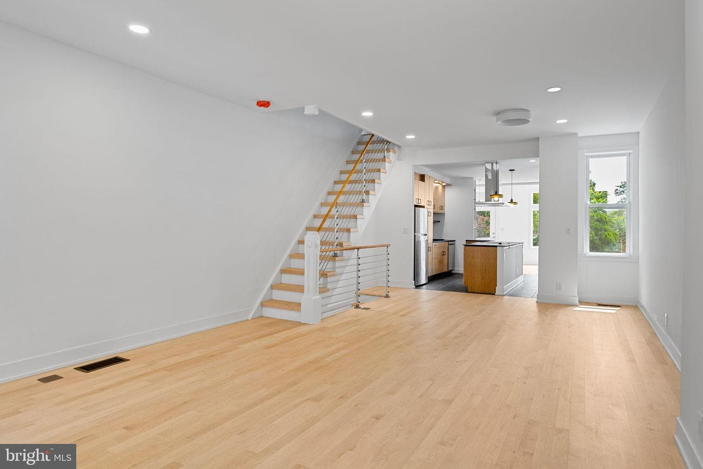 252 Sumac Street photo 8