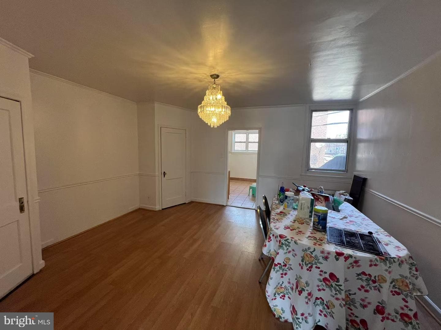 1535 Hellerman Street photo 3