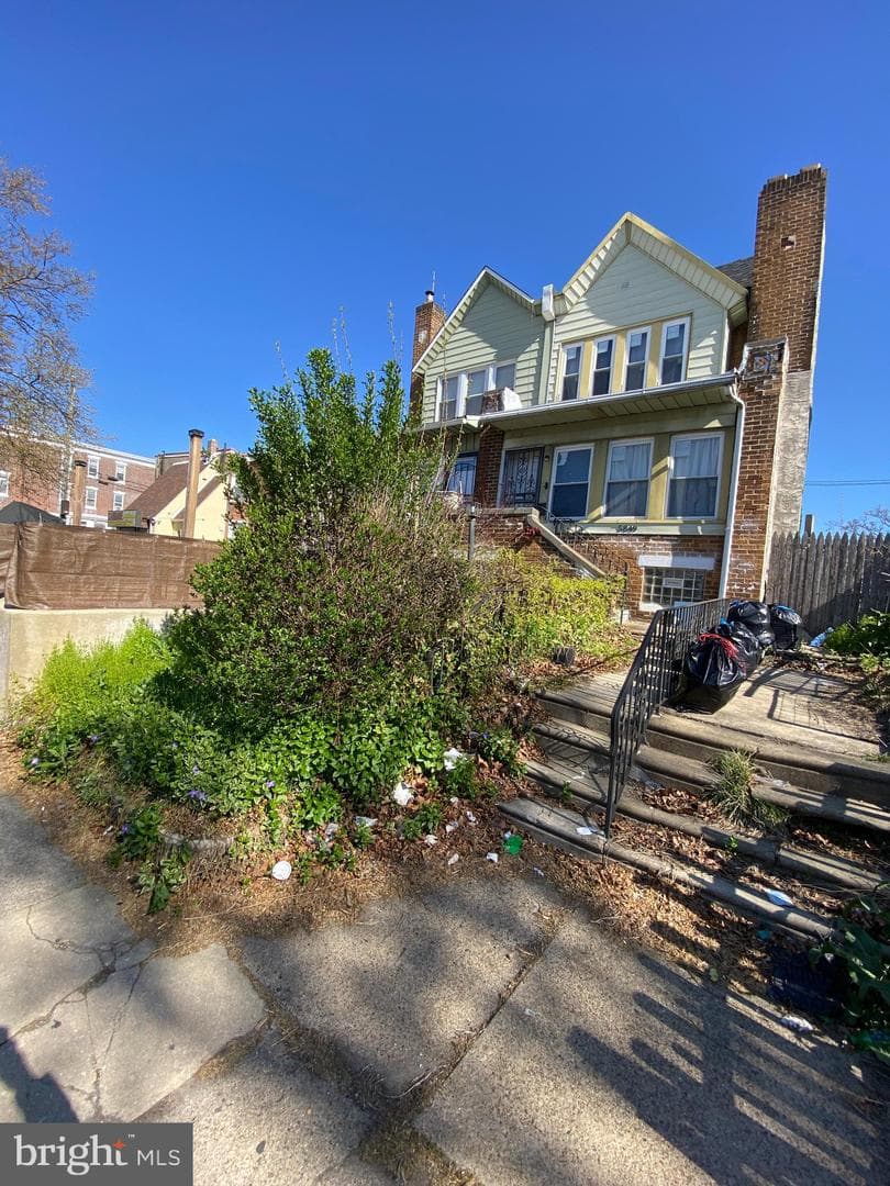 5849 Walnut Street