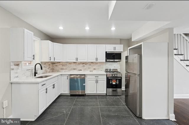 4034 Lawndale Street photo 3