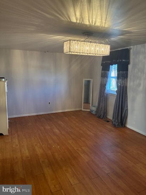 6604 Harley Street photo 13