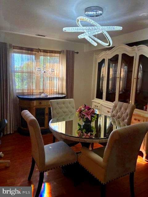 6604 Harley Street photo 21