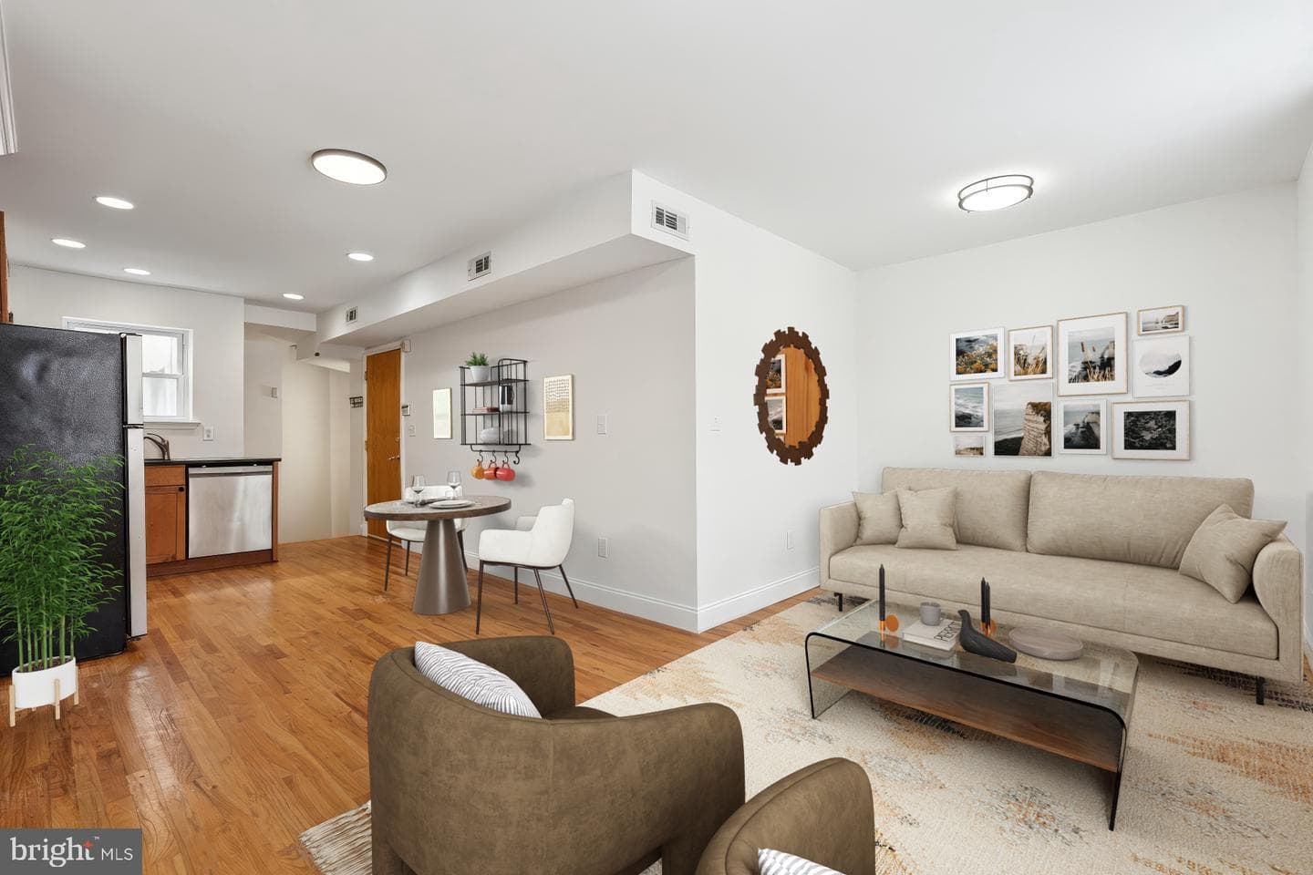 1538 Christian Street #2 photo 1