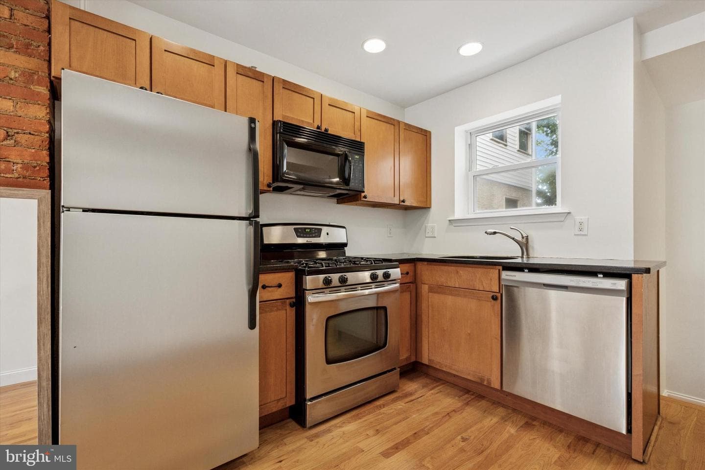 1538 Christian Street #2 photo 6