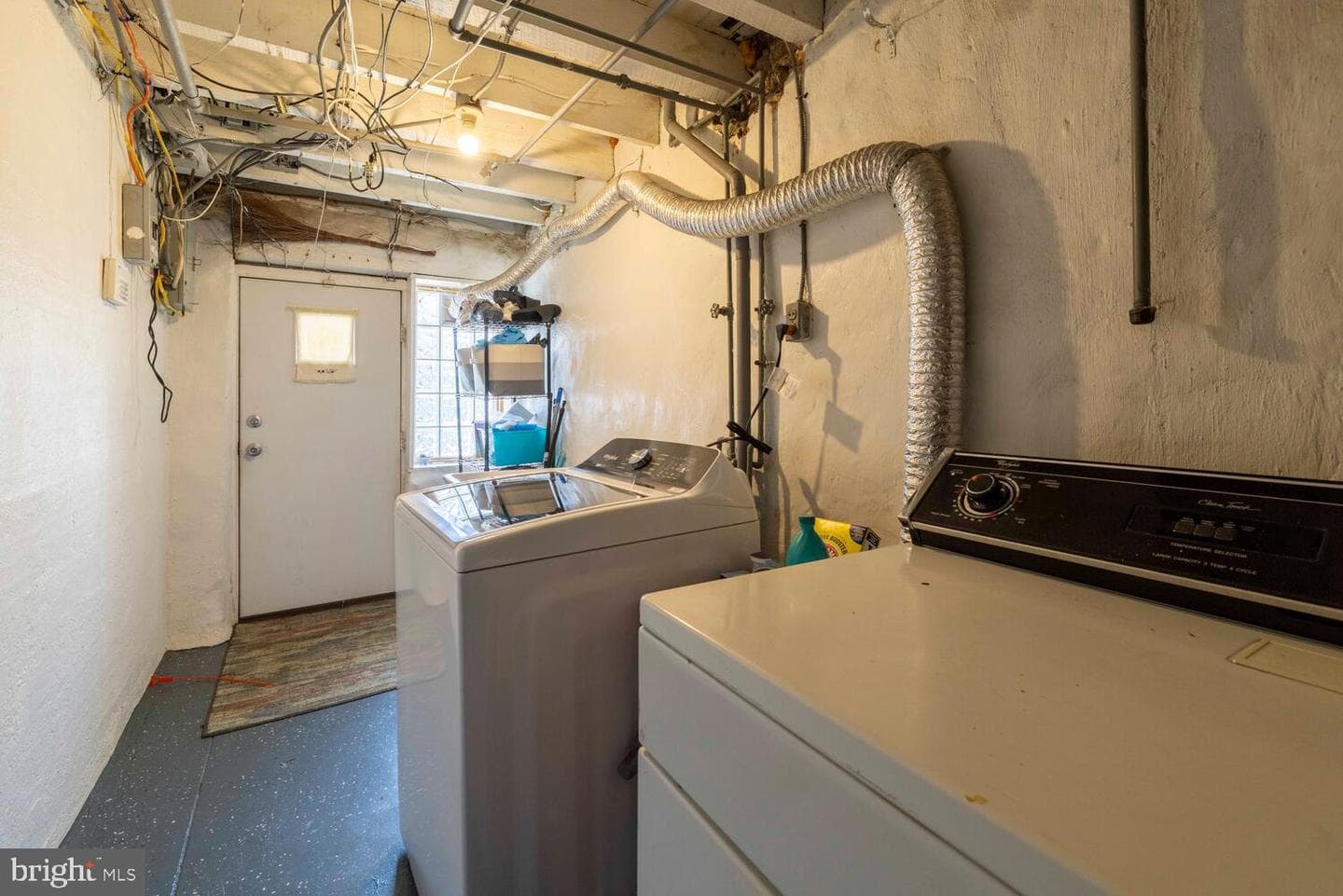 5221 Akron Street photo 24
