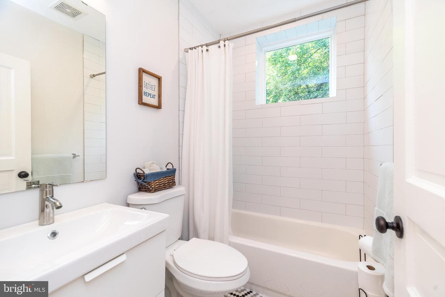 4124 Pechin Street photo 34