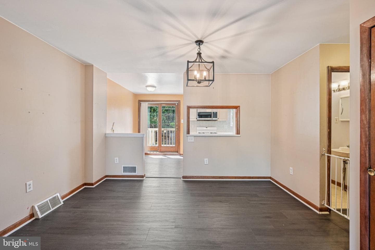 3608 Nanton Place photo 8