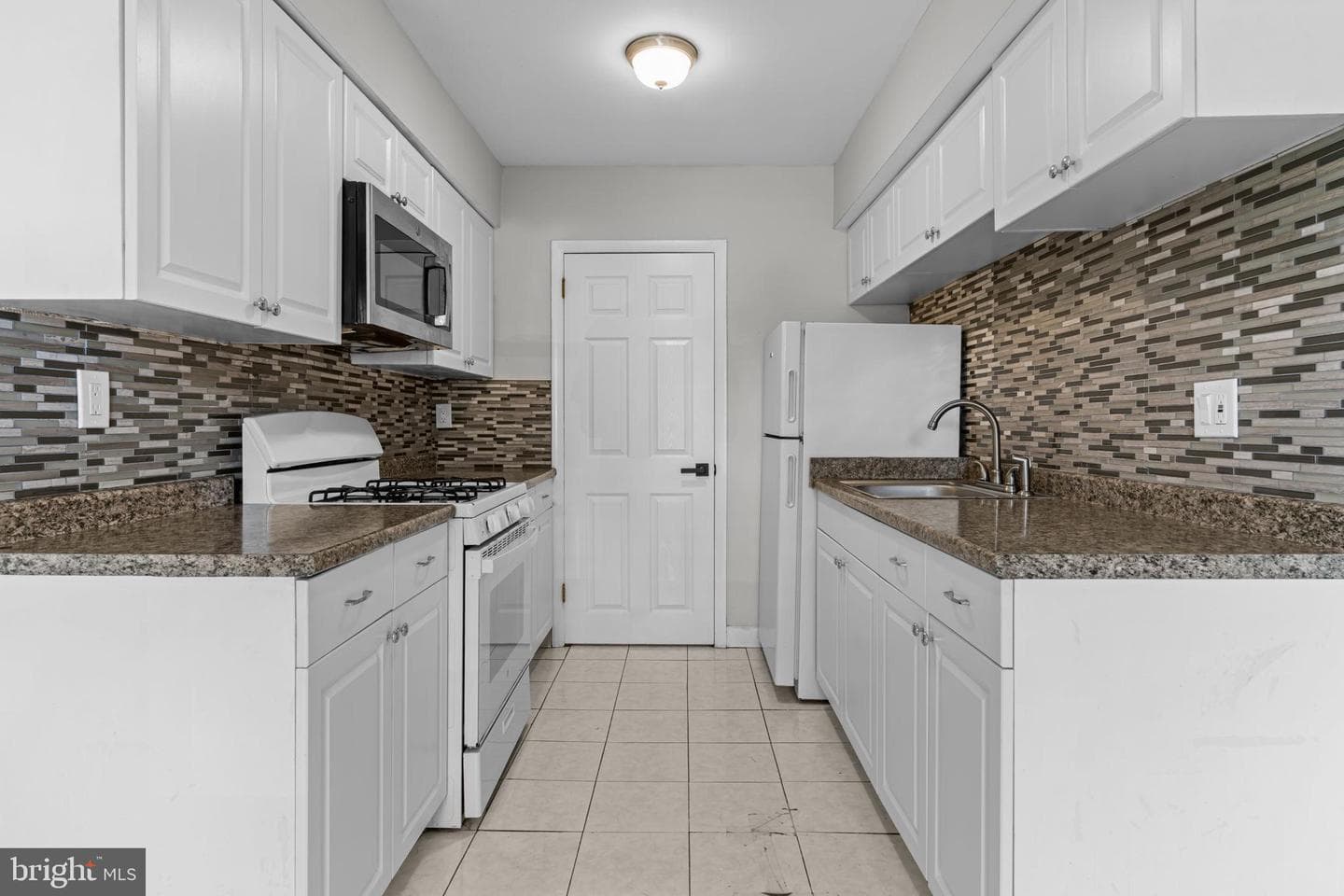 12135 Academy Road #10 photo 10