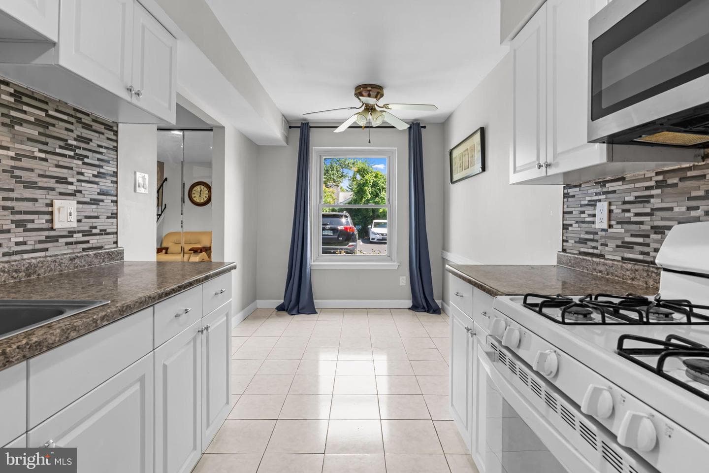 12135 Academy Road #10 photo 11