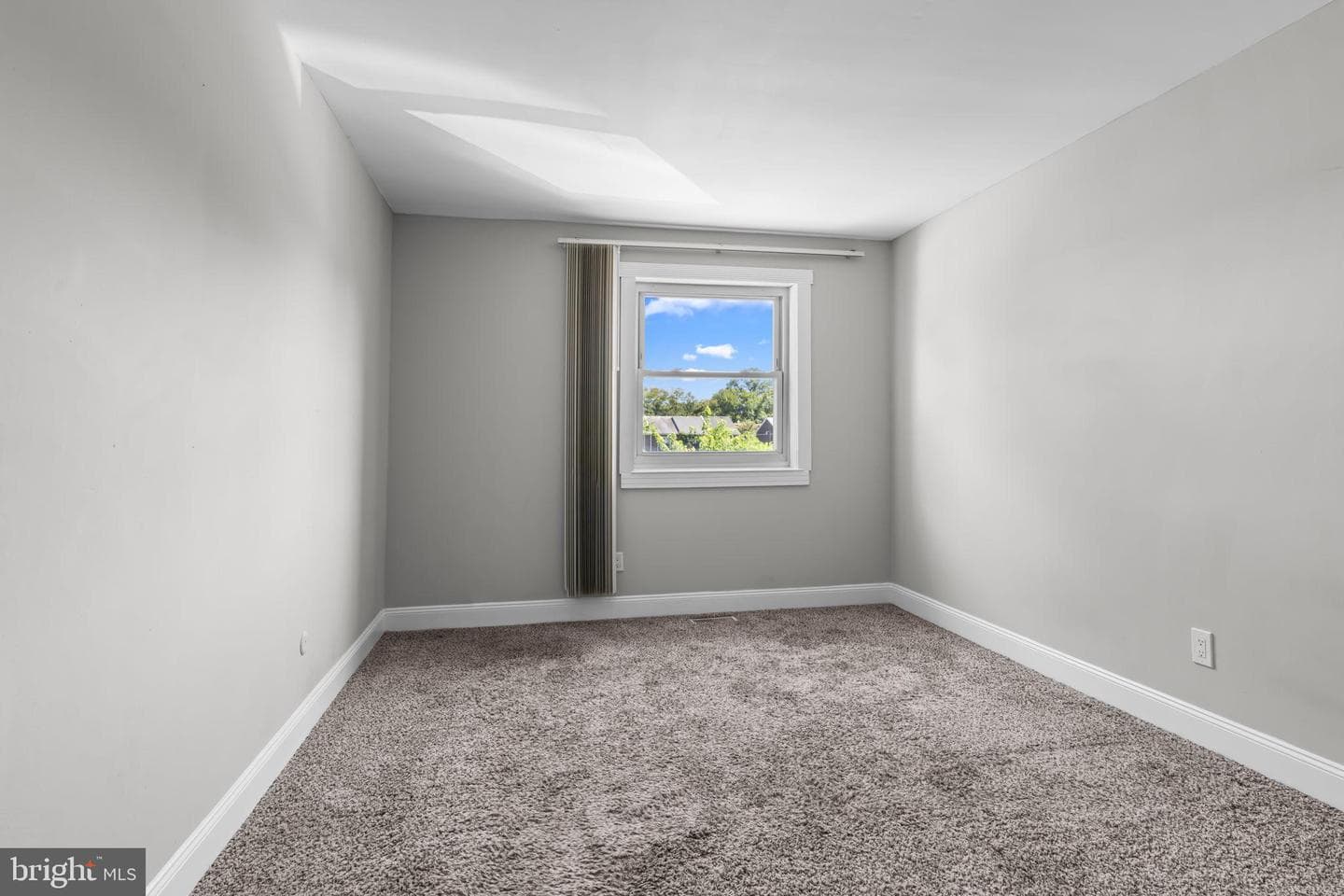 12135 Academy Road #10 photo 15
