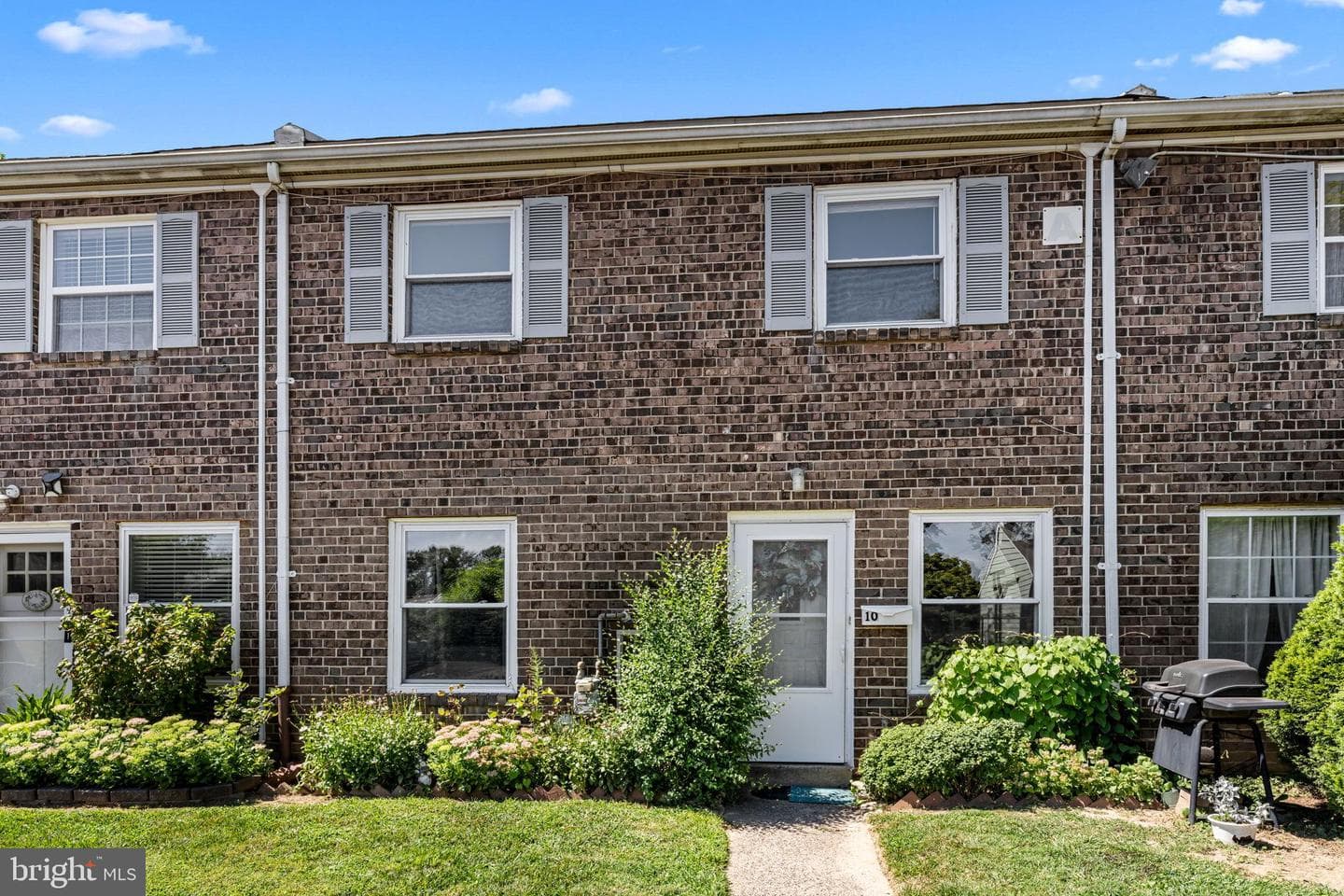 12135 Academy Road #10 photo 2