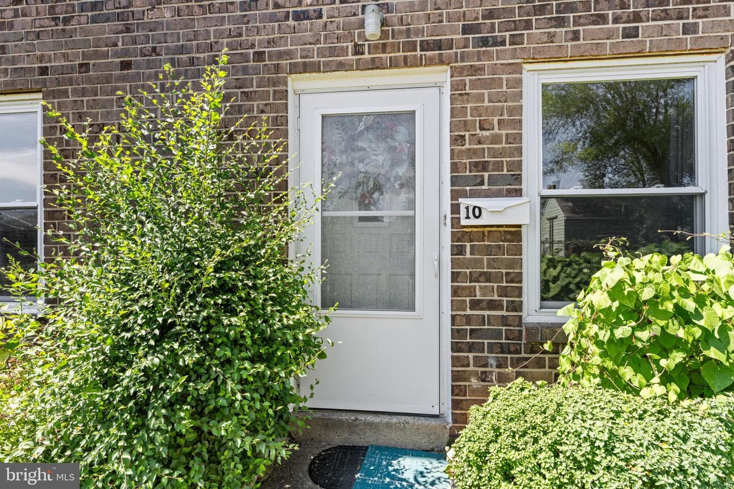 12135 Academy Road #10 photo 3