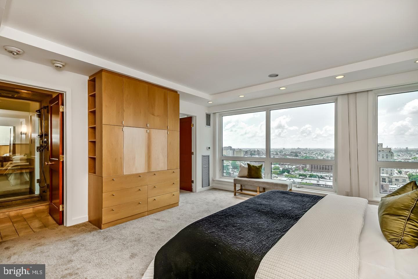 1820 Rittenhouse Square #1601 photo 32