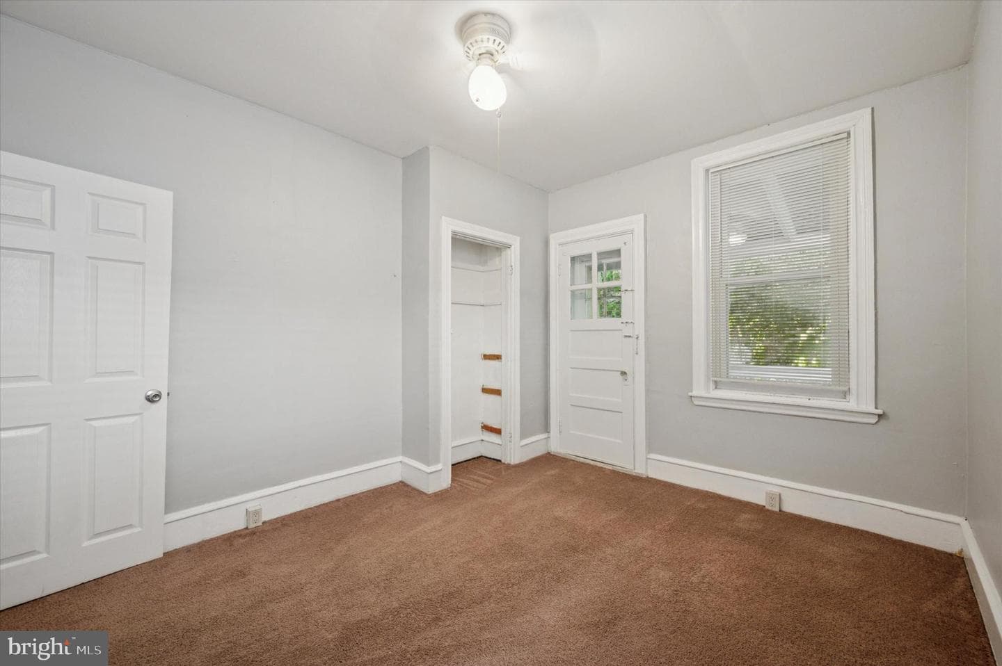 4817 Ridge Avenue photo 28