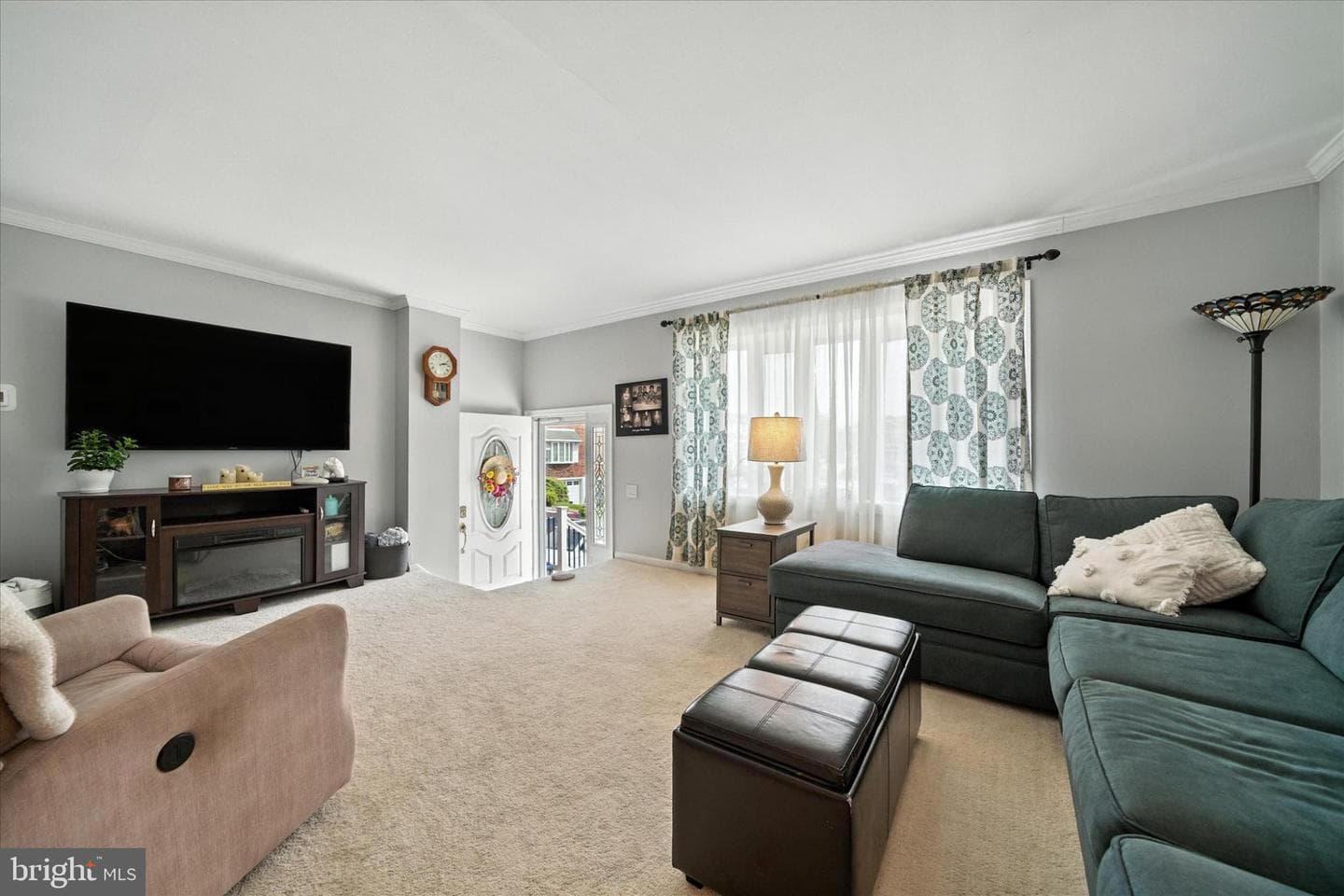 3054 Secane Place photo 5