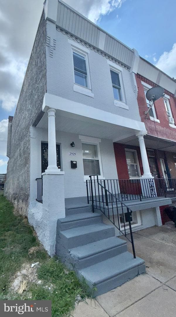 2929 N Stillman Street photo 2