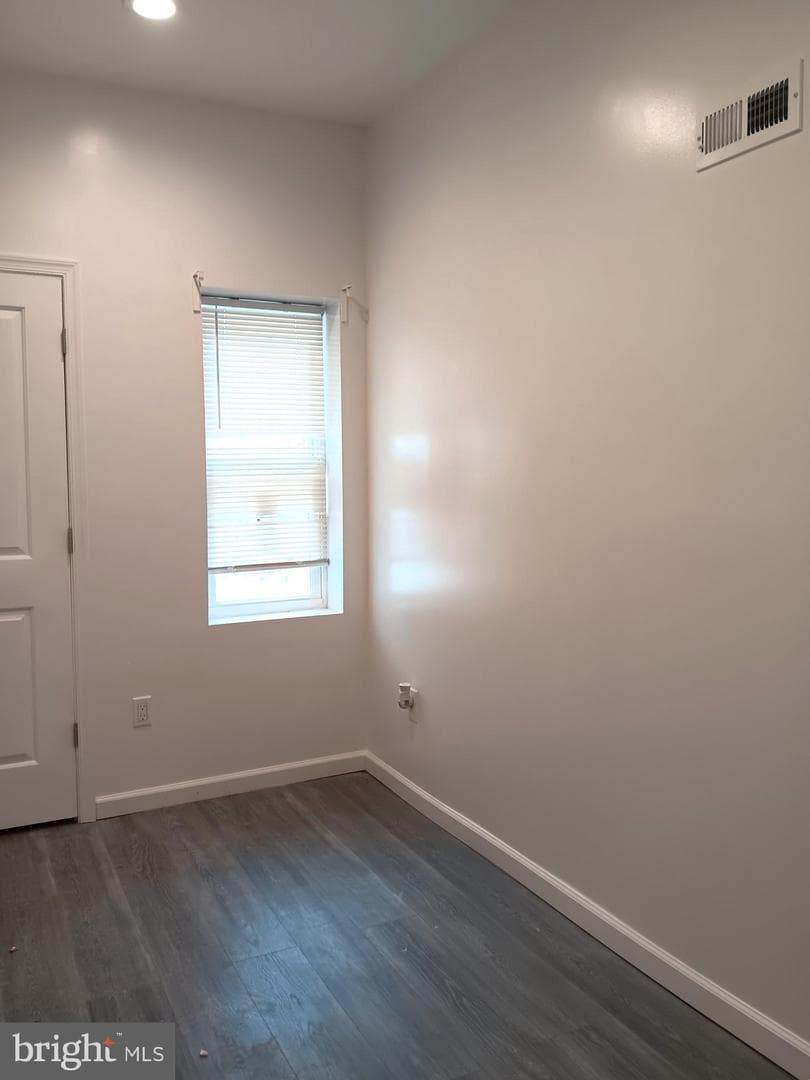 3146 Euclid Avenue photo 13