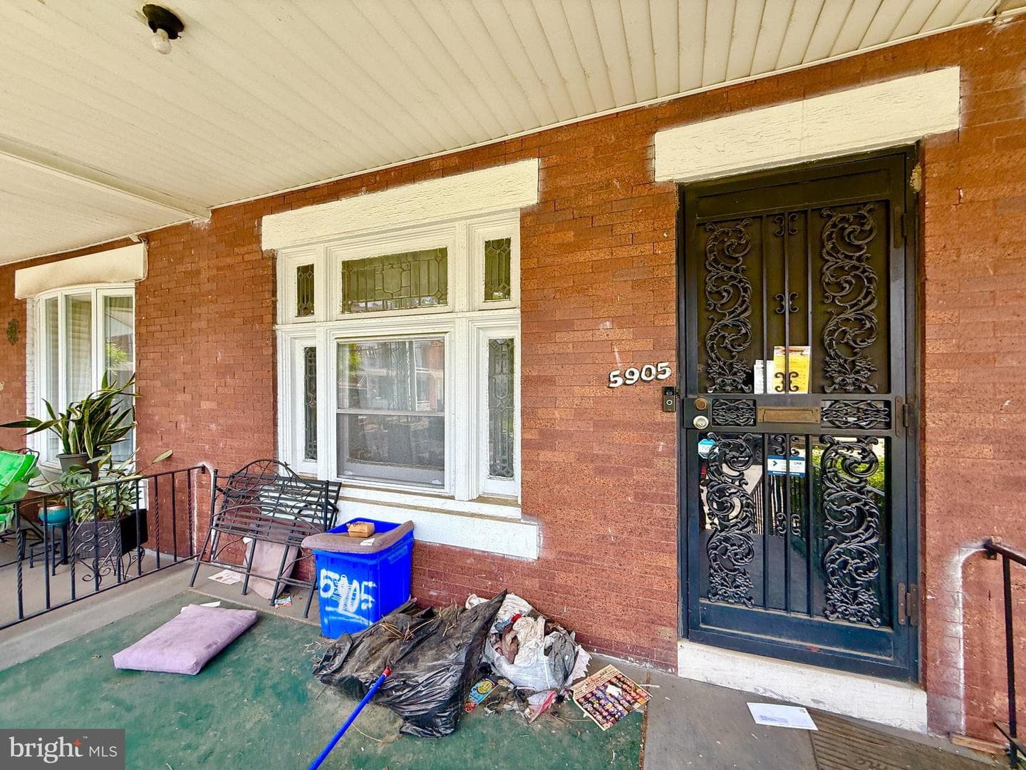 5905 Washington Avenue photo 3