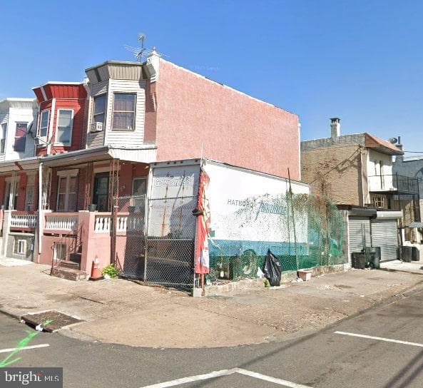 703 W Indiana Avenue, Philadelphia