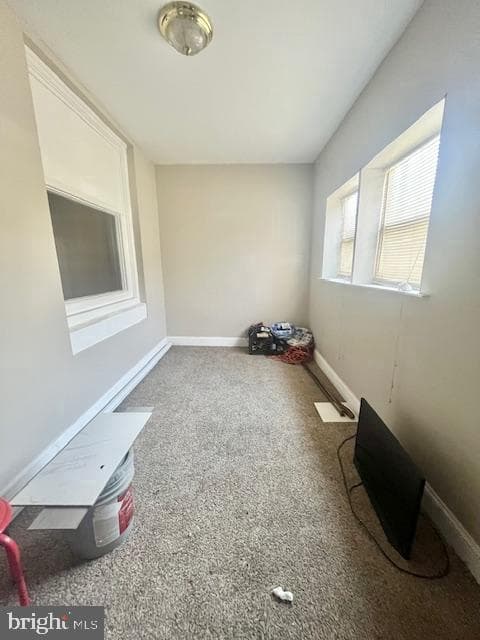 544 E Walnut Lane photo 4