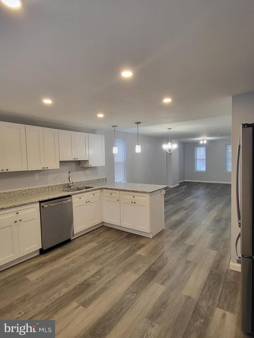 228 N Cecil Street photo 14
