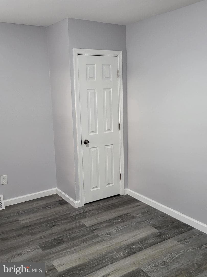 228 N Cecil Street photo 38