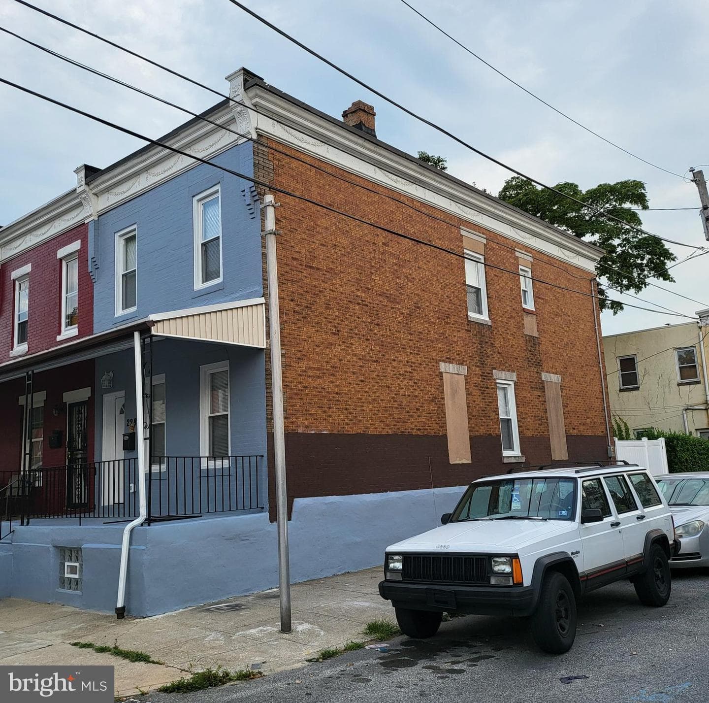 228 N Cecil Street photo 5