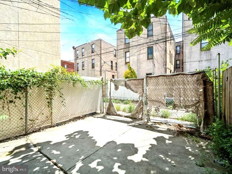 1710 Edgley Street photo 14