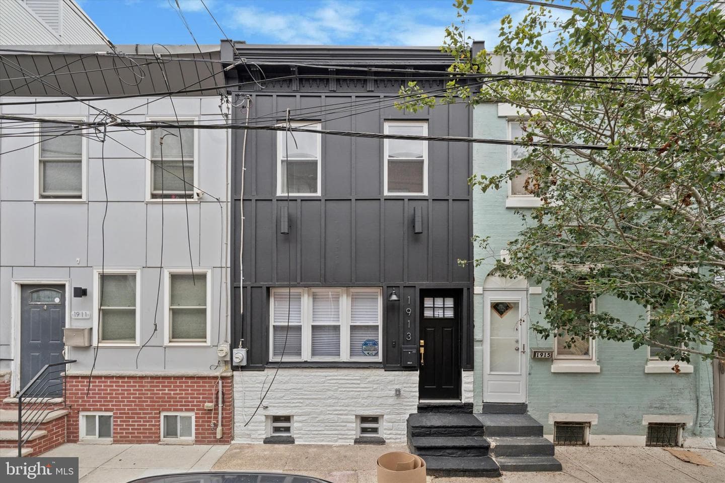 1913 E Letterly Street photo 23